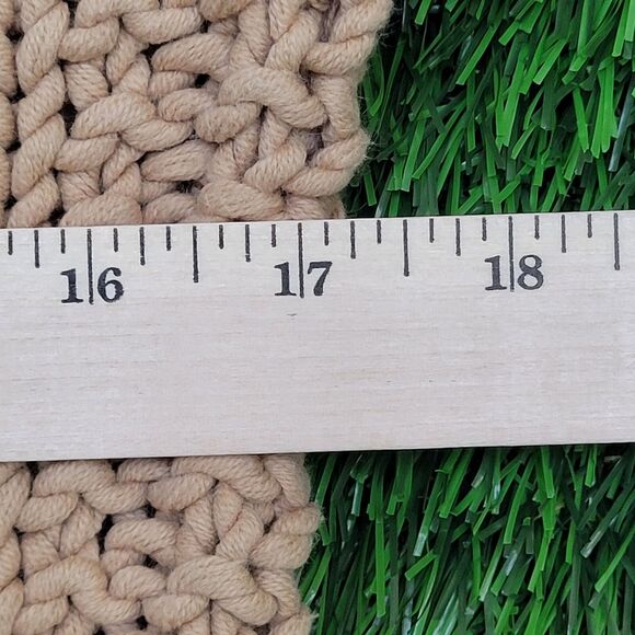 J-Crew Chunky-Knitted Sweater Womens XS/S 17x23 Beige - Picture 10 of 11